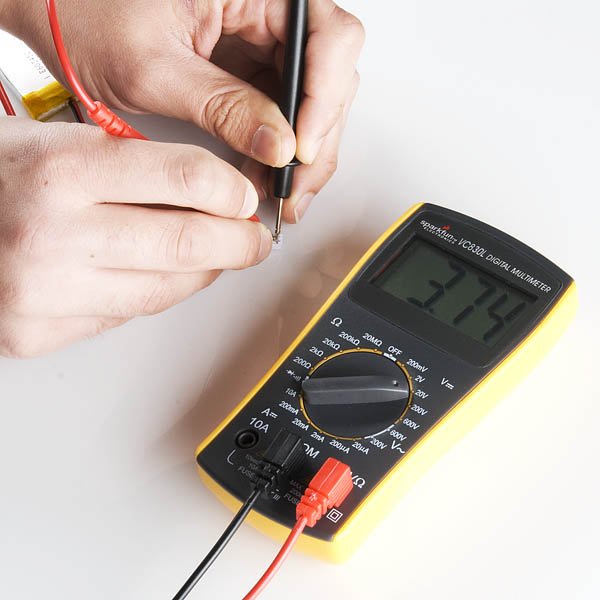 Multimeter reading voltage